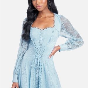 Bebe’s Lace Corset Detail Dress Super Classy, Elegant, and Great Condition 💙